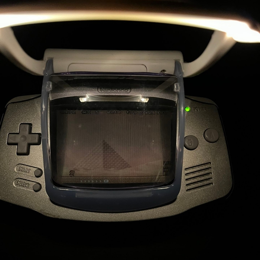 Gameboy Advance - Picture 3 of 12